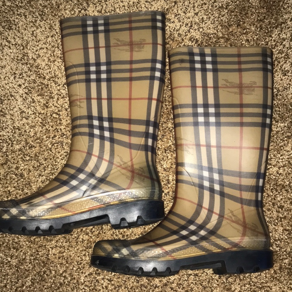 Burberry rain boots